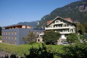 Отель Backpackers Villa Sonnenhof - Hostel Interlaken  Интерлакен